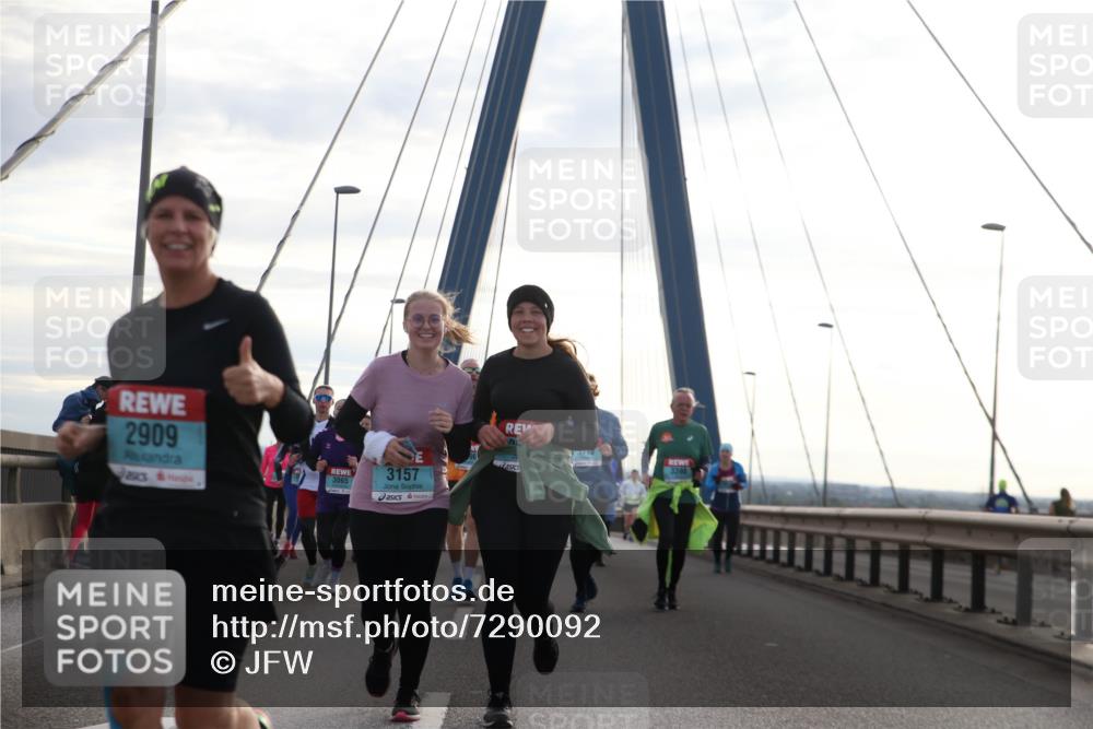03.10.2024 - Köhlbrandbrückenlauf Jannik Wohlers http://msf.ph/oto/7290092 03.10.2024 09:34:06 Position 1 2909, 3157, 3065, 5, 3718 meine-sportfotos.de