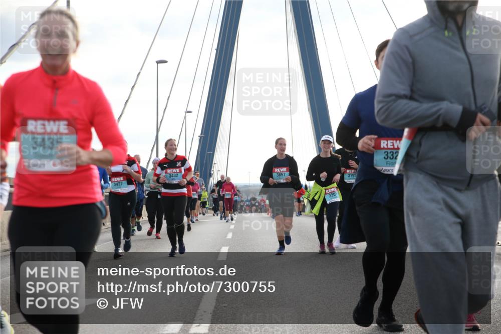 03.10.2024 - Köhlbrandbrückenlauf Jannik Wohlers http://msf.ph/oto/7300755 03.10.2024 09:35:14 Position 1 3435, 3432, 3657, 3427, 3201, 332, 3191 meine-sportfotos.de