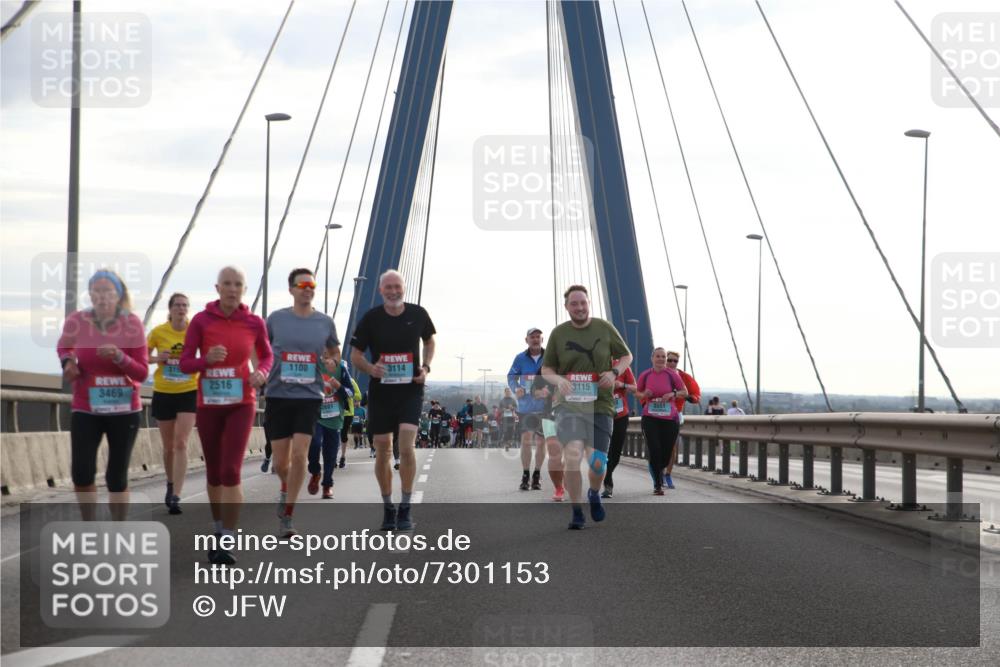 03.10.2024 - Köhlbrandbrückenlauf Jannik Wohlers http://msf.ph/oto/7301153 03.10.2024 09:35:23 Position 1 1100, 3114, 2516, 3469, 3691, 3115 meine-sportfotos.de