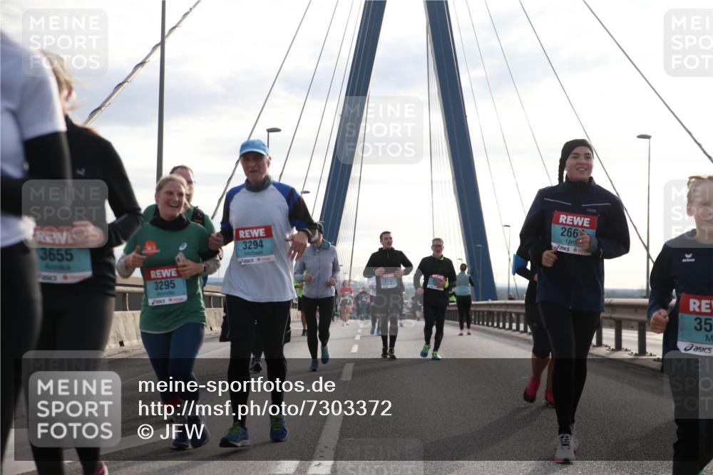 03.10.2024 - Köhlbrandbrückenlauf Jannik Wohlers http://msf.ph/oto/7303372 03.10.2024 09:36:18 Position 1 3655, 3295, 3294, 2192, 266, 35 meine-sportfotos.de