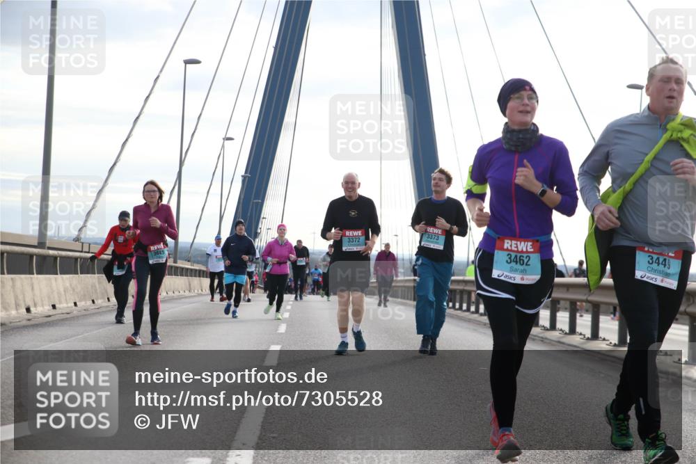 03.10.2024 - Köhlbrandbrückenlauf Jannik Wohlers http://msf.ph/oto/7305528 03.10.2024 09:37:13 Position 1 3462, 3645, 3372, 3373, 3449 meine-sportfotos.de
