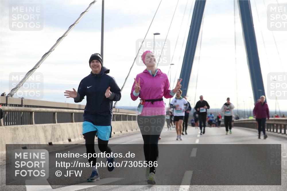 03.10.2024 - Köhlbrandbrückenlauf Jannik Wohlers http://msf.ph/oto/7305586 03.10.2024 09:37:20 Position 1  meine-sportfotos.de