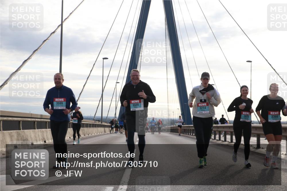 03.10.2024 - Köhlbrandbrückenlauf Jannik Wohlers http://msf.ph/oto/7305710 03.10.2024 09:37:29 Position 1 3599, 3509, 3214, 3369, 2676 meine-sportfotos.de