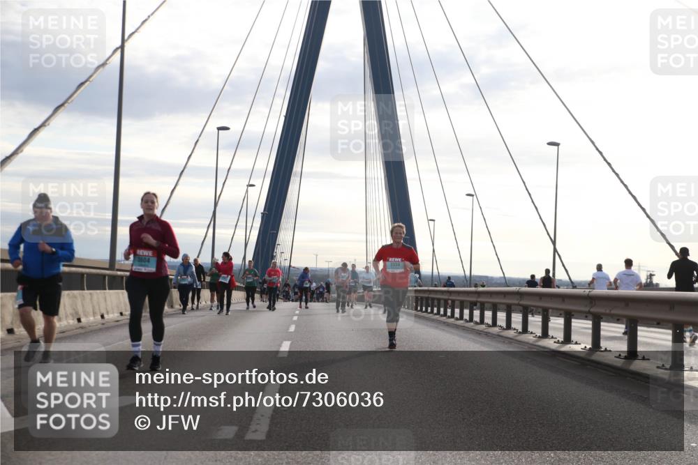 03.10.2024 - Köhlbrandbrückenlauf Jannik Wohlers http://msf.ph/oto/7306036 03.10.2024 09:37:51 Position 1 3604 meine-sportfotos.de