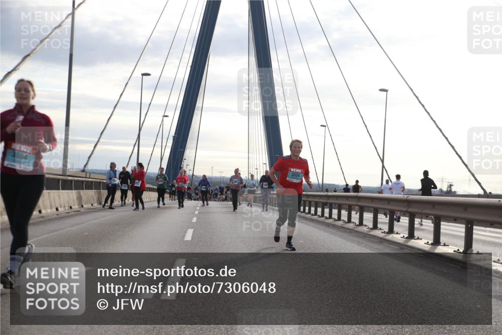 03.10.2024 - Köhlbrandbrückenlauf Jannik Wohlers http://msf.ph/oto/7306048 03.10.2024 09:37:52 Position 1 3604, 3334 meine-sportfotos.de
