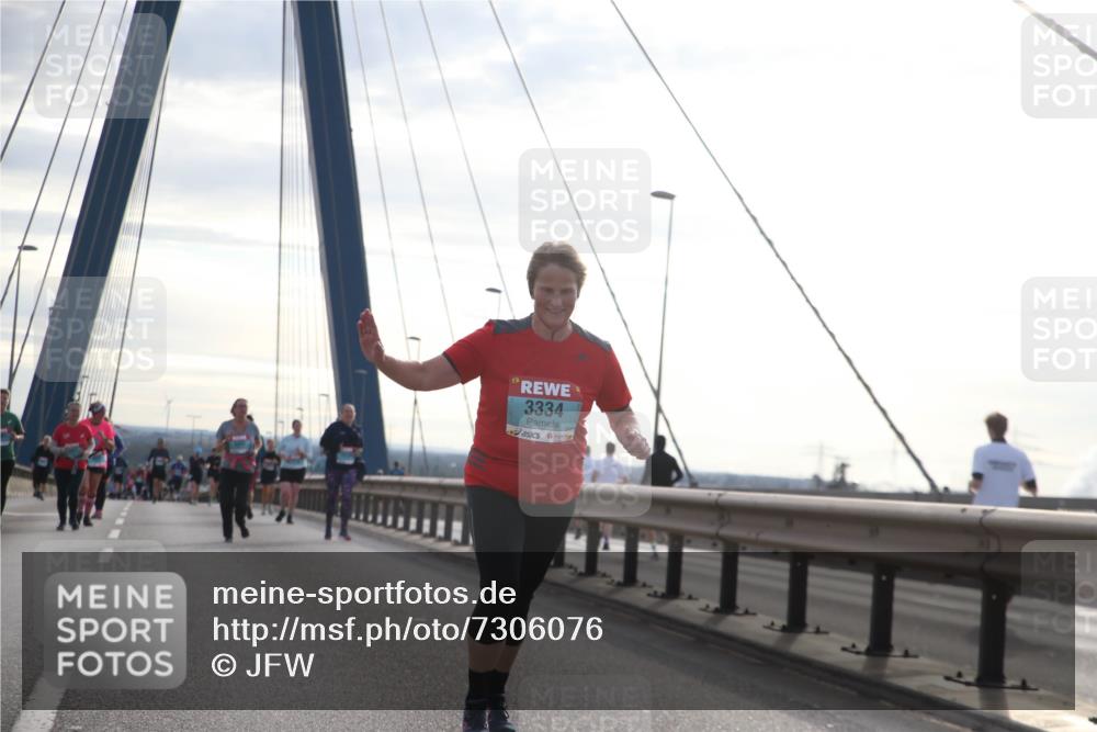 03.10.2024 - Köhlbrandbrückenlauf Jannik Wohlers http://msf.ph/oto/7306076 03.10.2024 09:37:53 Position 1 3334 meine-sportfotos.de