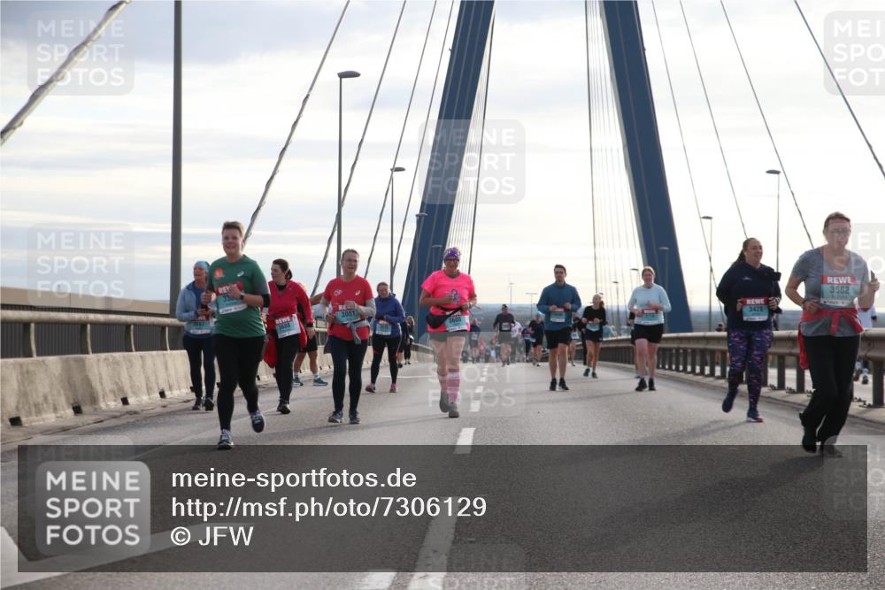03.10.2024 - Köhlbrandbrückenlauf Jannik Wohlers http://msf.ph/oto/7306129 03.10.2024 09:37:58 Position 1 338, 3688, 3001, 3428, 3562 meine-sportfotos.de