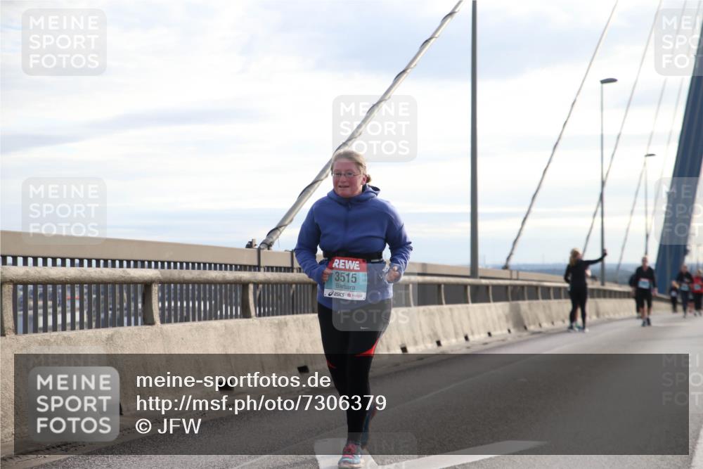 03.10.2024 - Köhlbrandbrückenlauf Jannik Wohlers http://msf.ph/oto/7306379 03.10.2024 09:38:08 Position 1 3515 meine-sportfotos.de