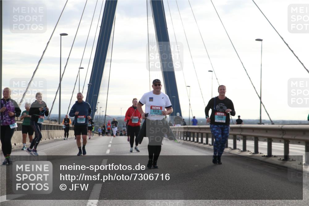 03.10.2024 - Köhlbrandbrückenlauf Jannik Wohlers http://msf.ph/oto/7306716 03.10.2024 09:38:23 Position 1 3315, 3406, 2815, 3050 meine-sportfotos.de