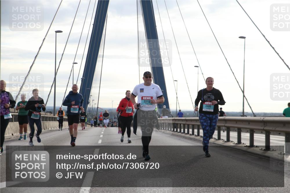 03.10.2024 - Köhlbrandbrückenlauf Jannik Wohlers http://msf.ph/oto/7306720 03.10.2024 09:38:23 Position 1 3131, 3050, 2815, 3315, 3406 meine-sportfotos.de