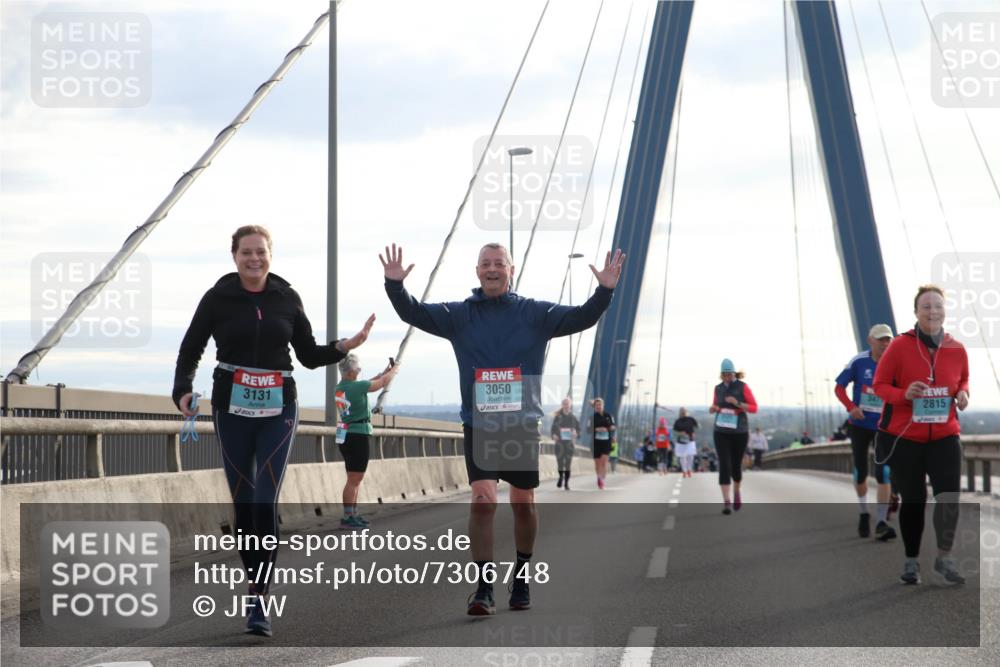 03.10.2024 - Köhlbrandbrückenlauf Jannik Wohlers http://msf.ph/oto/7306748 03.10.2024 09:38:26 Position 1 3131, 3050, 2815 meine-sportfotos.de