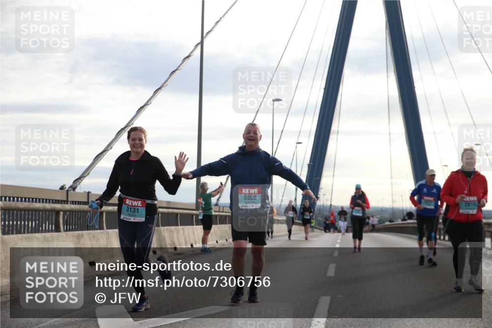 03.10.2024 - Köhlbrandbrückenlauf Jannik Wohlers http://msf.ph/oto/7306756 03.10.2024 09:38:27 Position 1 3131, 3050, 2815 meine-sportfotos.de