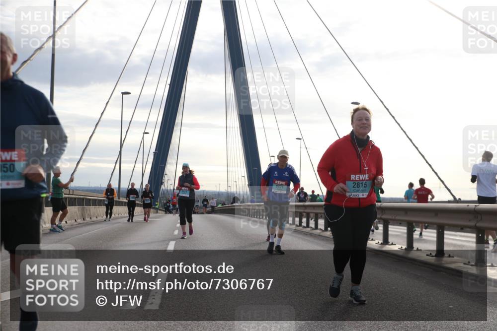 03.10.2024 - Köhlbrandbrückenlauf Jannik Wohlers http://msf.ph/oto/7306767 03.10.2024 09:38:29 Position 1 050, 3121, 3471, 2815 meine-sportfotos.de
