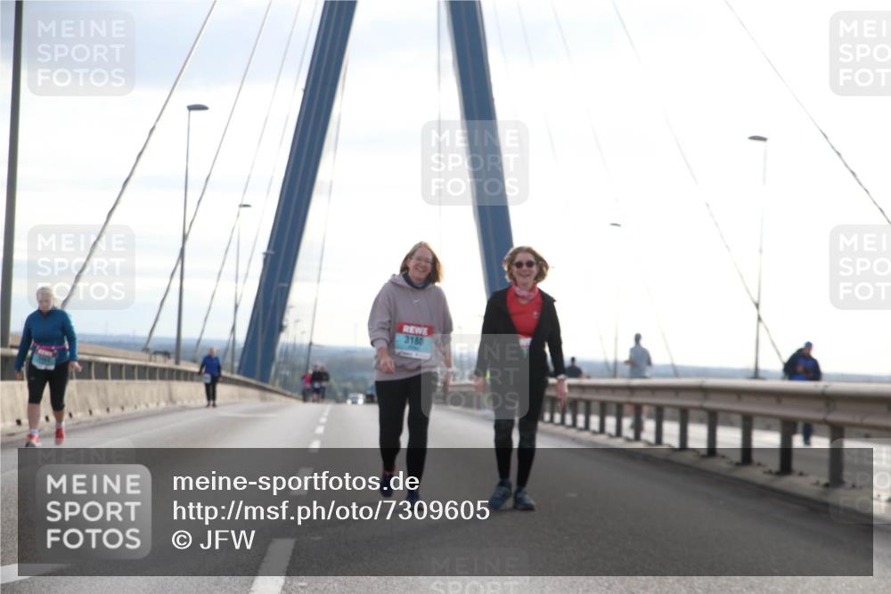 03.10.2024 - Köhlbrandbrückenlauf Jannik Wohlers http://msf.ph/oto/7309605 03.10.2024 09:40:43 Position 1 3180 meine-sportfotos.de