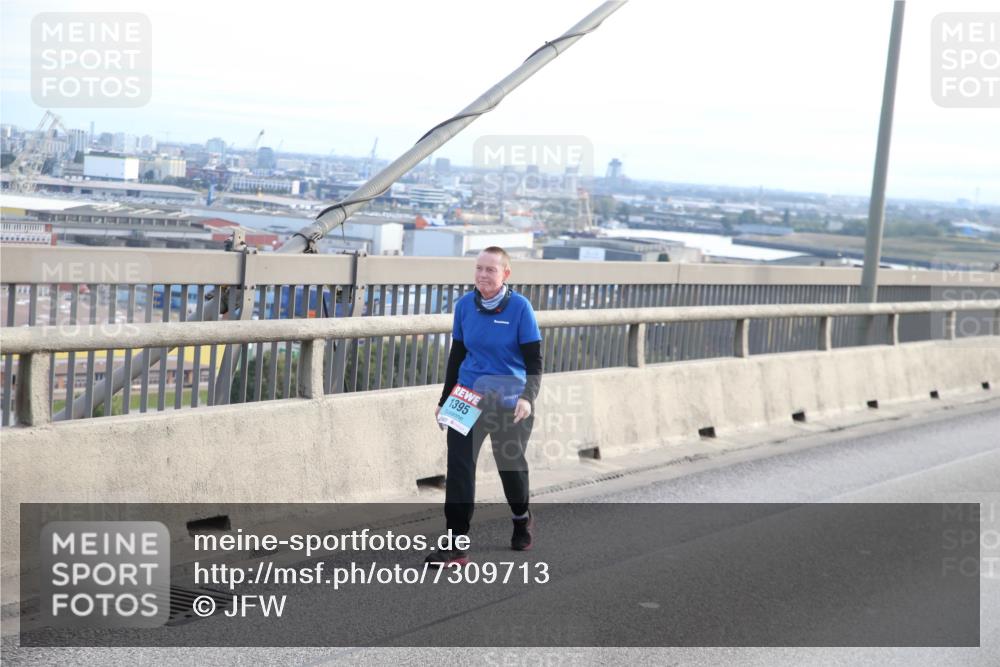 03.10.2024 - Köhlbrandbrückenlauf Jannik Wohlers http://msf.ph/oto/7309713 03.10.2024 09:41:05 Position 1 1395 meine-sportfotos.de