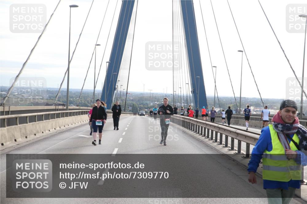 03.10.2024 - Köhlbrandbrückenlauf Jannik Wohlers http://msf.ph/oto/7309770 03.10.2024 09:41:10 Position 1  meine-sportfotos.de