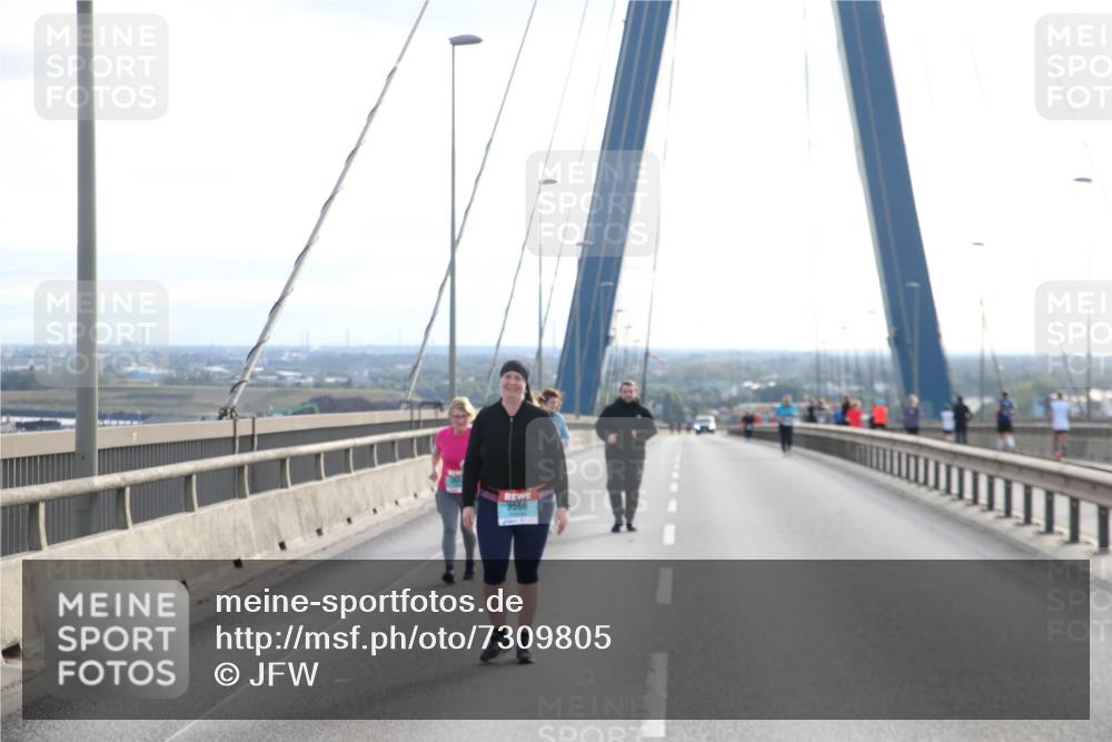 03.10.2024 - Köhlbrandbrückenlauf Jannik Wohlers http://msf.ph/oto/7309805 03.10.2024 09:41:14 Position 1 3566 meine-sportfotos.de