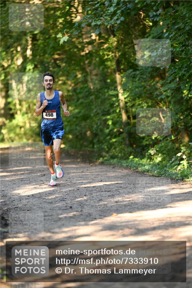 06.10.2024 - Bramfelder Halbmarathon 2024 Dr. Thomas Lammeyer http://msf.ph/oto/7333910 06.10.2024 09:47:01 Laufen 498 meine-sportfotos.de