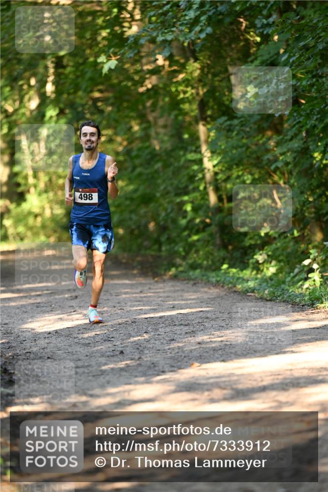 06.10.2024 - Bramfelder Halbmarathon 2024 Dr. Thomas Lammeyer http://msf.ph/oto/7333912 06.10.2024 09:47:01 Laufen 498 meine-sportfotos.de