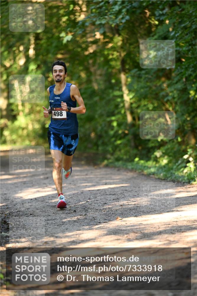 06.10.2024 - Bramfelder Halbmarathon 2024 Dr. Thomas Lammeyer http://msf.ph/oto/7333918 06.10.2024 09:47:02 Laufen 498 meine-sportfotos.de