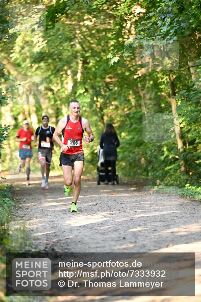 06.10.2024 - Bramfelder Halbmarathon 2024 Dr. Thomas Lammeyer http://msf.ph/oto/7333932 06.10.2024 09:47:43 Laufen 206 meine-sportfotos.de