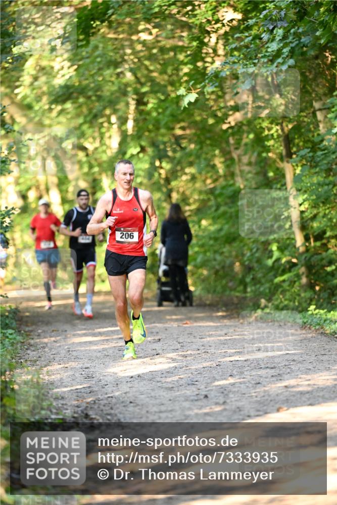 06.10.2024 - Bramfelder Halbmarathon 2024 Dr. Thomas Lammeyer http://msf.ph/oto/7333935 06.10.2024 09:47:43 Laufen 206 meine-sportfotos.de