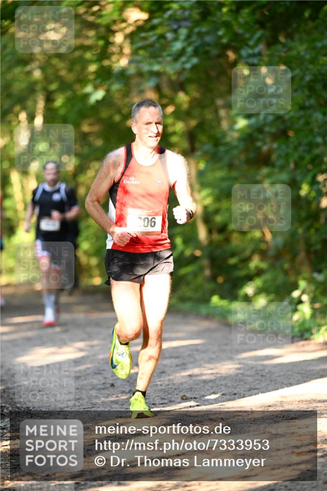 06.10.2024 - Bramfelder Halbmarathon 2024 Dr. Thomas Lammeyer http://msf.ph/oto/7333953 06.10.2024 09:47:46 Laufen 206 meine-sportfotos.de