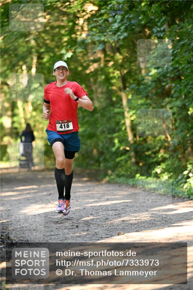 06.10.2024 - Bramfelder Halbmarathon 2024 Dr. Thomas Lammeyer http://msf.ph/oto/7333973 06.10.2024 09:47:51 Laufen 416 meine-sportfotos.de