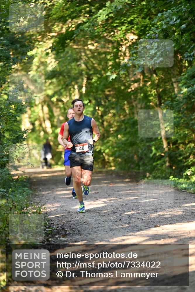 06.10.2024 - Bramfelder Halbmarathon 2024 Dr. Thomas Lammeyer http://msf.ph/oto/7334022 06.10.2024 09:48:03 Laufen 46, 9 meine-sportfotos.de