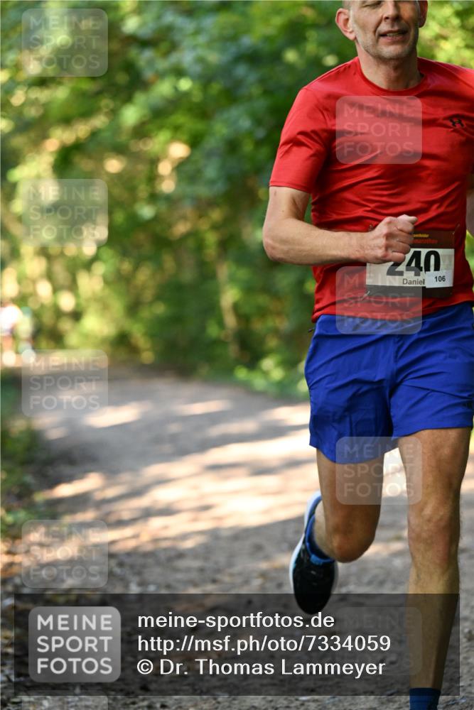 06.10.2024 - Bramfelder Halbmarathon 2024 Dr. Thomas Lammeyer http://msf.ph/oto/7334059 06.10.2024 09:48:08 Laufen  meine-sportfotos.de