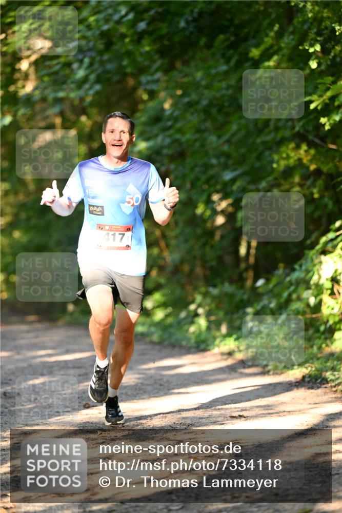06.10.2024 - Bramfelder Halbmarathon 2024 Dr. Thomas Lammeyer http://msf.ph/oto/7334118 06.10.2024 09:48:31 Laufen 24, 417, 50 meine-sportfotos.de
