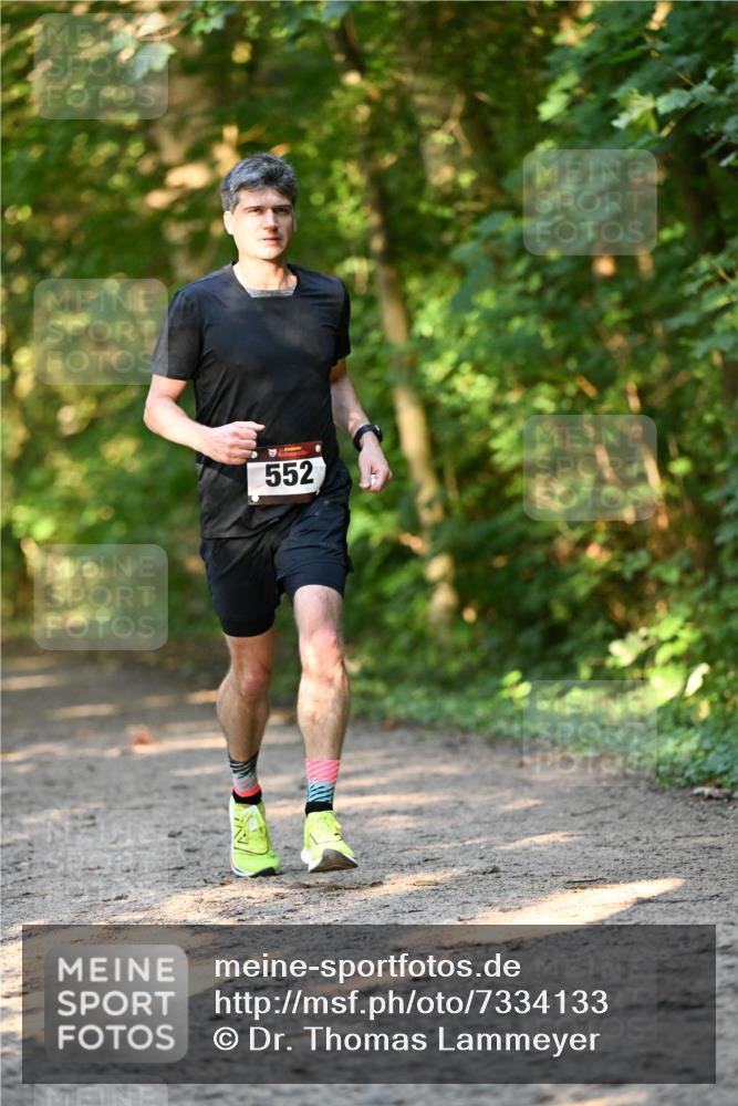 06.10.2024 - Bramfelder Halbmarathon 2024 Dr. Thomas Lammeyer http://msf.ph/oto/7334133 06.10.2024 09:48:59 Laufen 552 meine-sportfotos.de