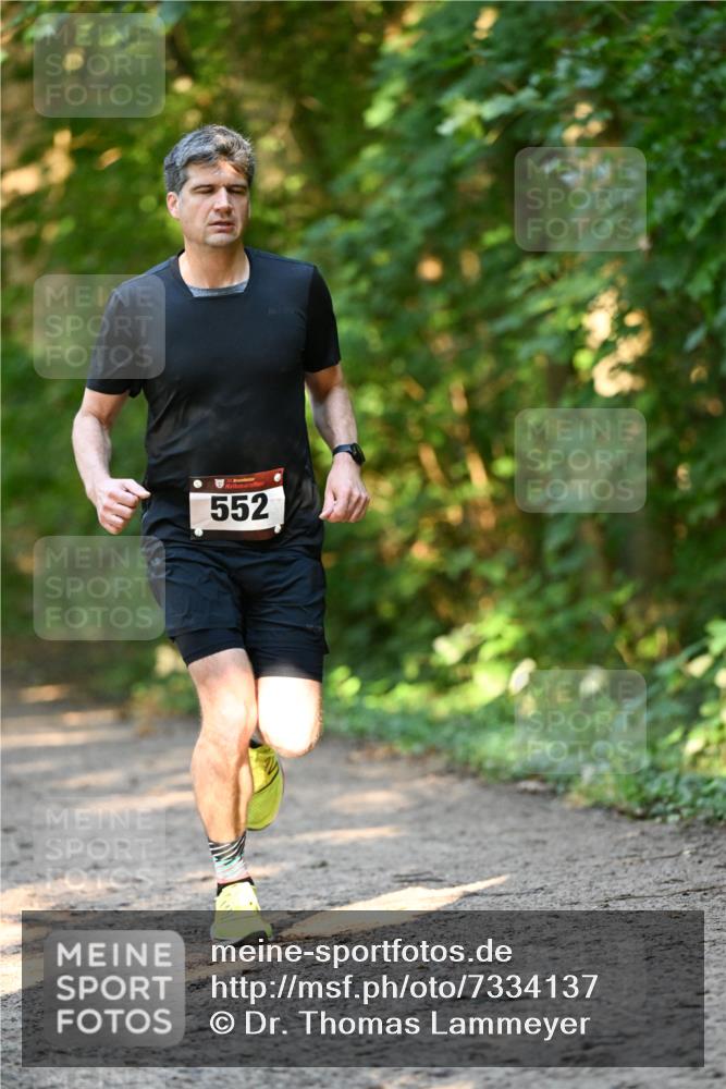 06.10.2024 - Bramfelder Halbmarathon 2024 Dr. Thomas Lammeyer http://msf.ph/oto/7334137 06.10.2024 09:49:00 Laufen 552 meine-sportfotos.de