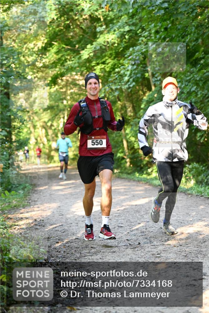 06.10.2024 - Bramfelder Halbmarathon 2024 Dr. Thomas Lammeyer http://msf.ph/oto/7334168 06.10.2024 09:49:14 Laufen 550 meine-sportfotos.de