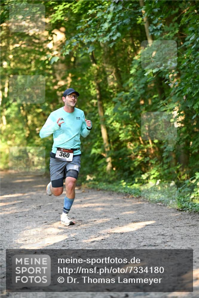 06.10.2024 - Bramfelder Halbmarathon 2024 Dr. Thomas Lammeyer http://msf.ph/oto/7334180 06.10.2024 09:49:17 Laufen 360, 105 meine-sportfotos.de
