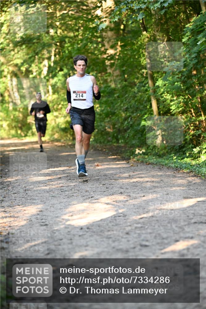 06.10.2024 - Bramfelder Halbmarathon 2024 Dr. Thomas Lammeyer http://msf.ph/oto/7334286 06.10.2024 09:49:43 Laufen 214 meine-sportfotos.de