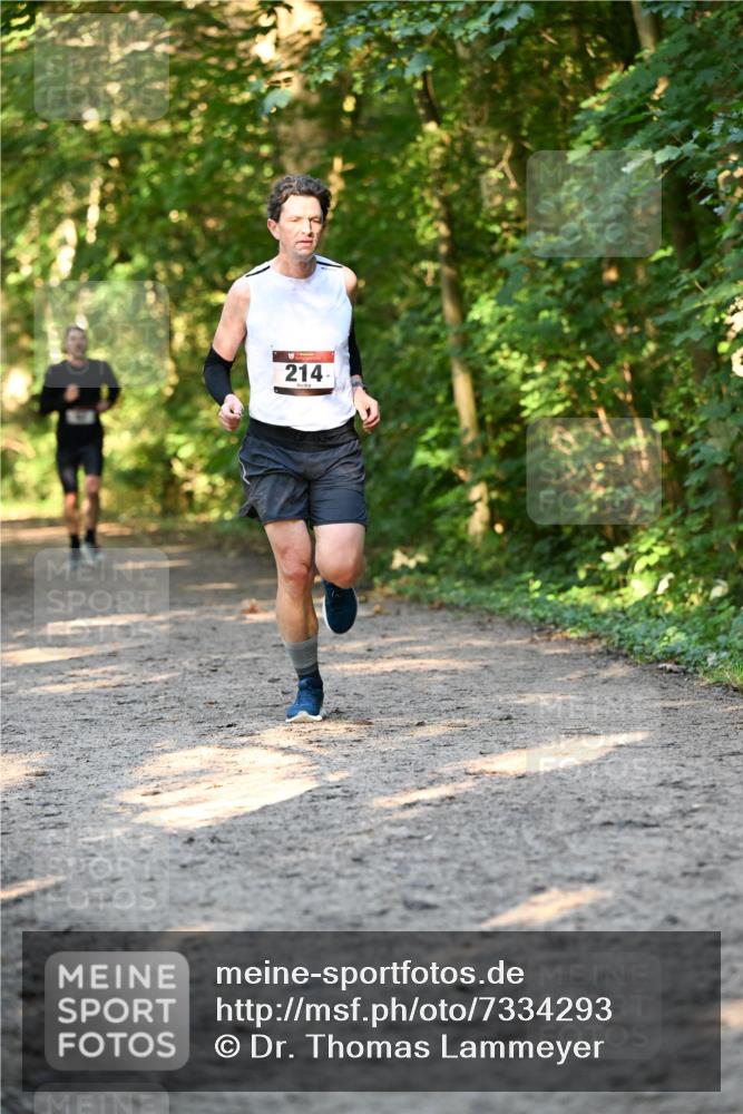 06.10.2024 - Bramfelder Halbmarathon 2024 Dr. Thomas Lammeyer http://msf.ph/oto/7334293 06.10.2024 09:49:44 Laufen 214 meine-sportfotos.de