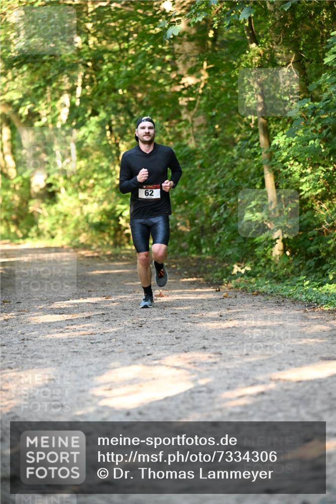 06.10.2024 - Bramfelder Halbmarathon 2024 Dr. Thomas Lammeyer http://msf.ph/oto/7334306 06.10.2024 09:49:47 Laufen 62 meine-sportfotos.de