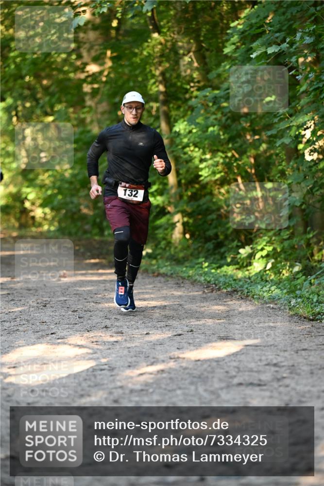 06.10.2024 - Bramfelder Halbmarathon 2024 Dr. Thomas Lammeyer http://msf.ph/oto/7334325 06.10.2024 09:49:59 Laufen 132 meine-sportfotos.de