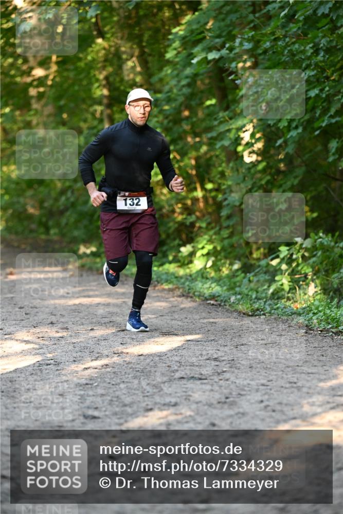 06.10.2024 - Bramfelder Halbmarathon 2024 Dr. Thomas Lammeyer http://msf.ph/oto/7334329 06.10.2024 09:49:59 Laufen 132 meine-sportfotos.de