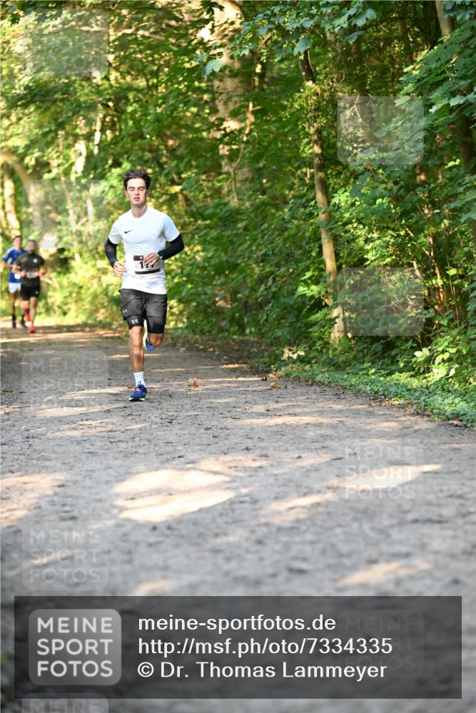 06.10.2024 - Bramfelder Halbmarathon 2024 Dr. Thomas Lammeyer http://msf.ph/oto/7334335 06.10.2024 09:50:01 Laufen  meine-sportfotos.de