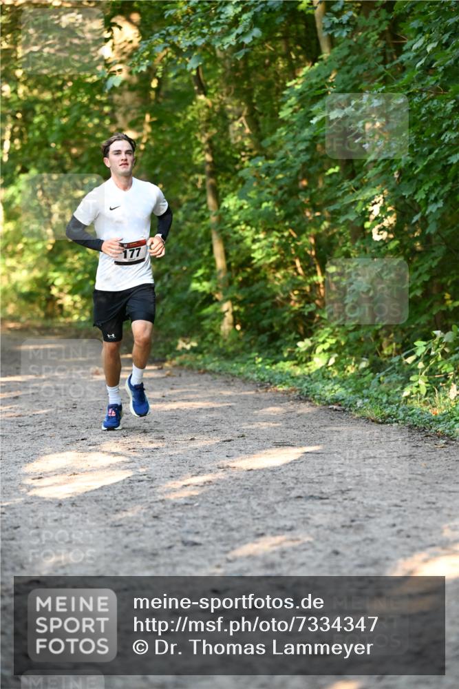 06.10.2024 - Bramfelder Halbmarathon 2024 Dr. Thomas Lammeyer http://msf.ph/oto/7334347 06.10.2024 09:50:03 Laufen 177 meine-sportfotos.de