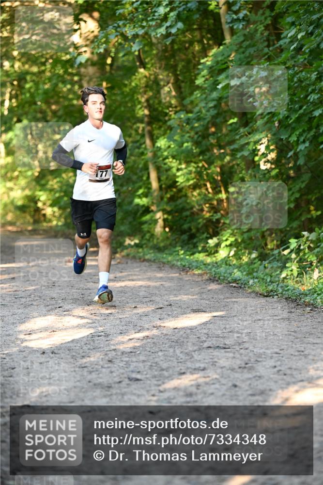 06.10.2024 - Bramfelder Halbmarathon 2024 Dr. Thomas Lammeyer http://msf.ph/oto/7334348 06.10.2024 09:50:03 Laufen 177 meine-sportfotos.de