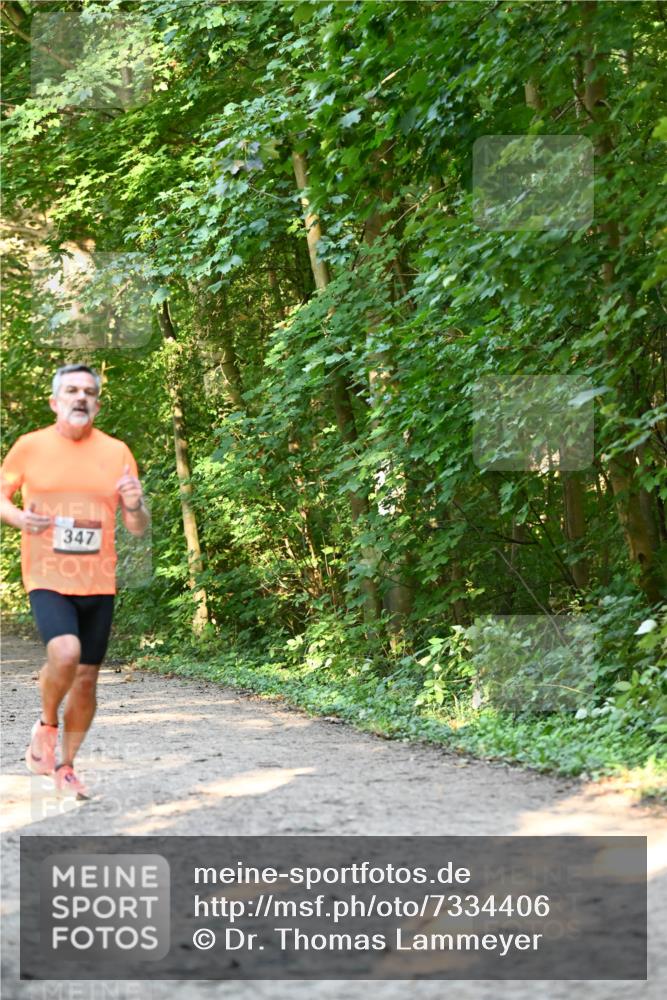 06.10.2024 - Bramfelder Halbmarathon 2024 Dr. Thomas Lammeyer http://msf.ph/oto/7334406 06.10.2024 09:50:21 Laufen 347 meine-sportfotos.de