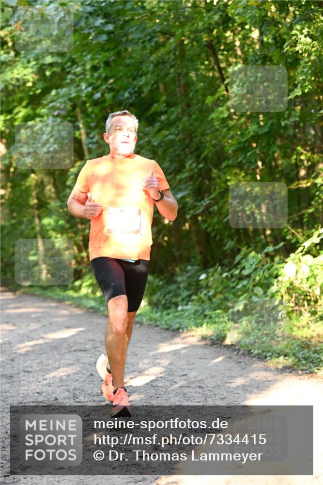06.10.2024 - Bramfelder Halbmarathon 2024 Dr. Thomas Lammeyer http://msf.ph/oto/7334415 06.10.2024 09:50:23 Laufen  meine-sportfotos.de