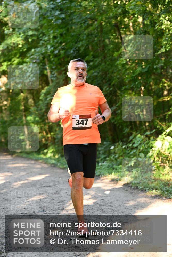 06.10.2024 - Bramfelder Halbmarathon 2024 Dr. Thomas Lammeyer http://msf.ph/oto/7334416 06.10.2024 09:50:23 Laufen 35, 347 meine-sportfotos.de