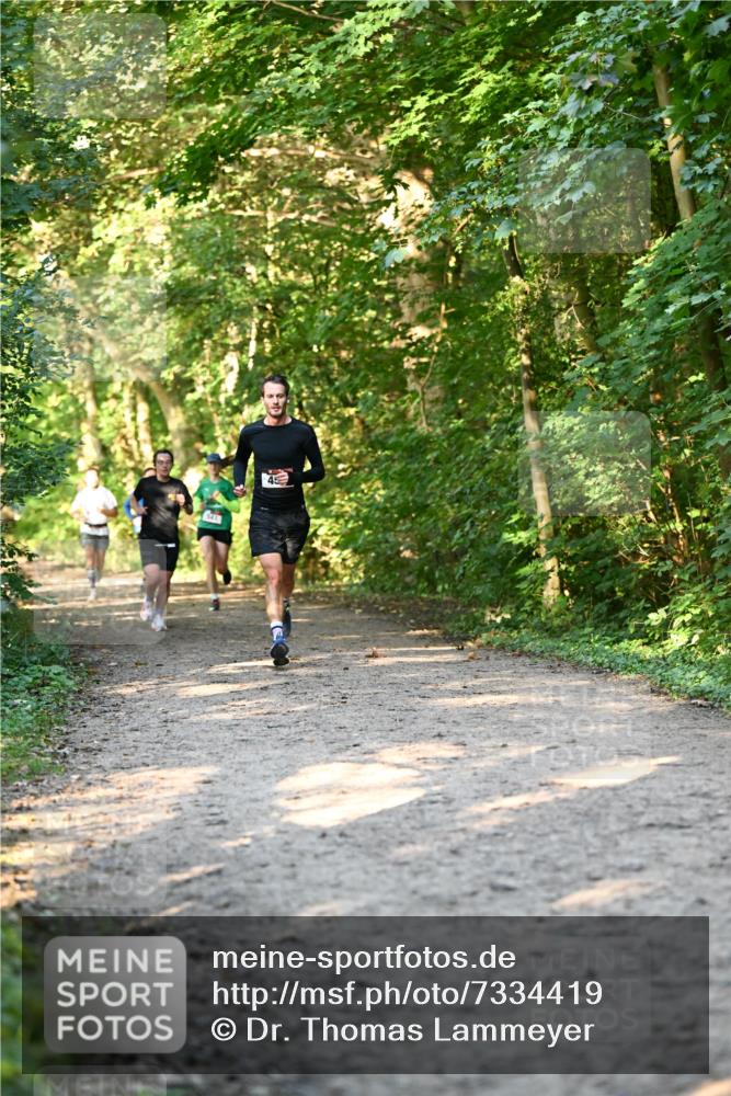 06.10.2024 - Bramfelder Halbmarathon 2024 Dr. Thomas Lammeyer http://msf.ph/oto/7334419 06.10.2024 09:50:27 Laufen  meine-sportfotos.de