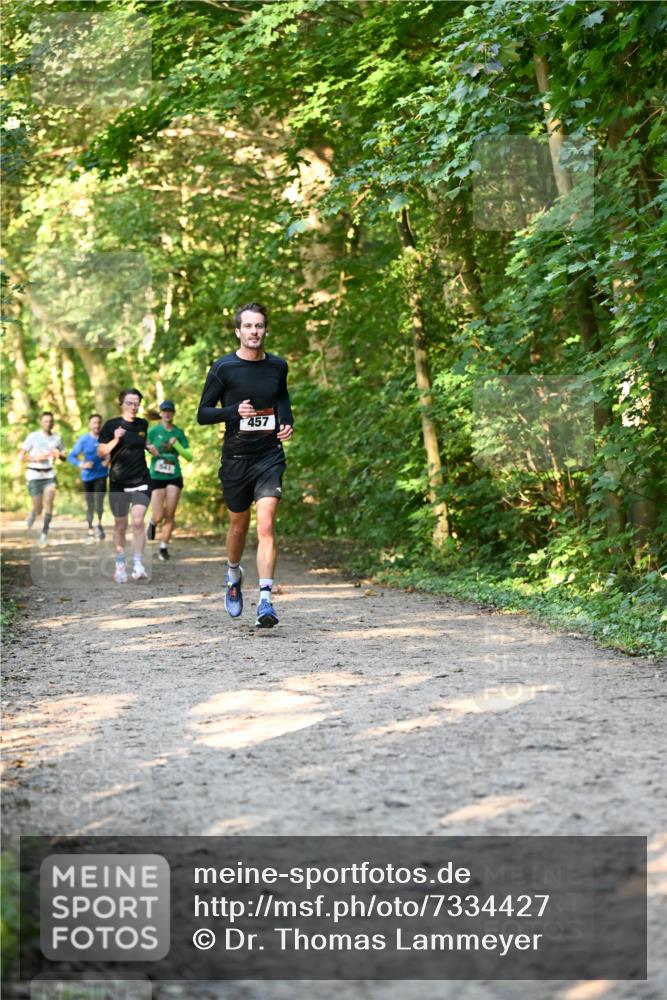 06.10.2024 - Bramfelder Halbmarathon 2024 Dr. Thomas Lammeyer http://msf.ph/oto/7334427 06.10.2024 09:50:28 Laufen 457 meine-sportfotos.de
