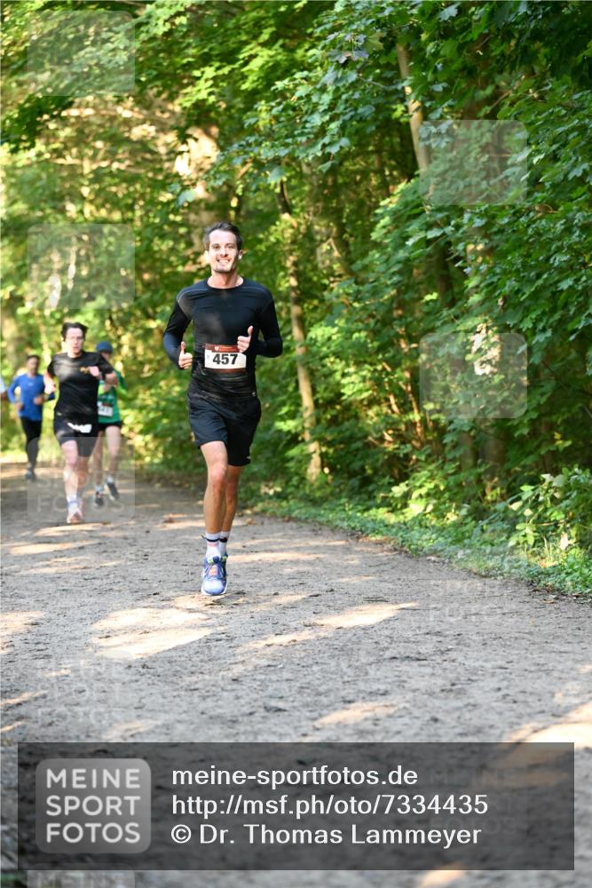 06.10.2024 - Bramfelder Halbmarathon 2024 Dr. Thomas Lammeyer http://msf.ph/oto/7334435 06.10.2024 09:50:29 Laufen 457 meine-sportfotos.de
