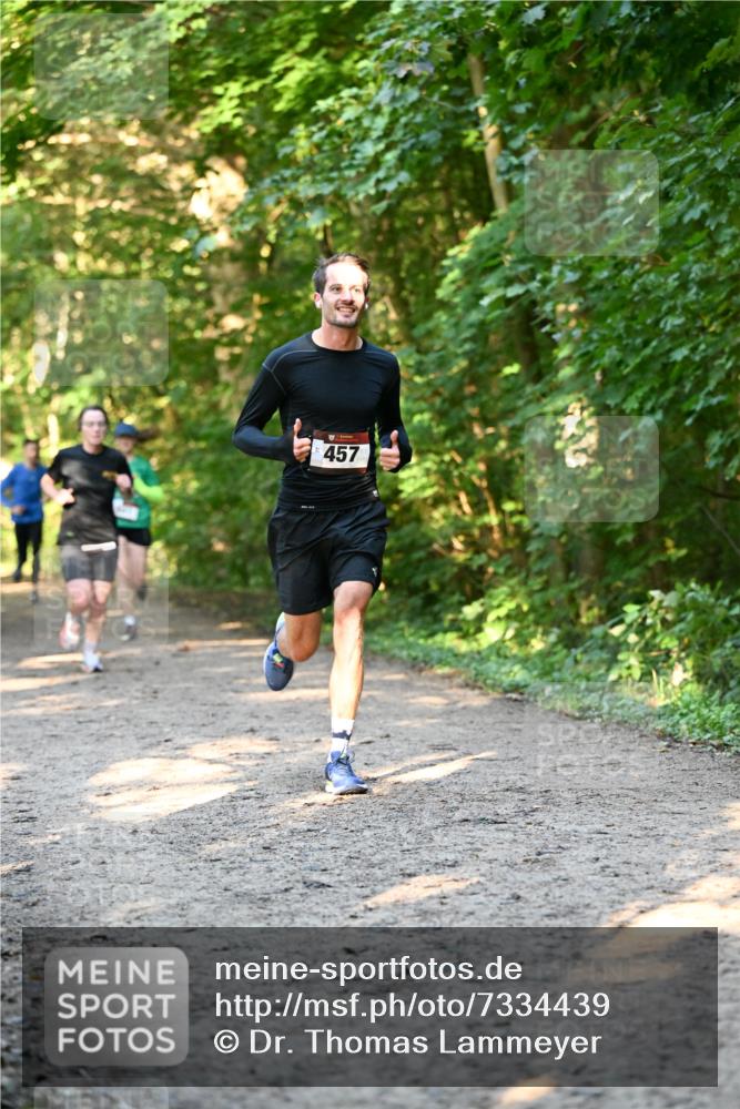 06.10.2024 - Bramfelder Halbmarathon 2024 Dr. Thomas Lammeyer http://msf.ph/oto/7334439 06.10.2024 09:50:29 Laufen 457 meine-sportfotos.de